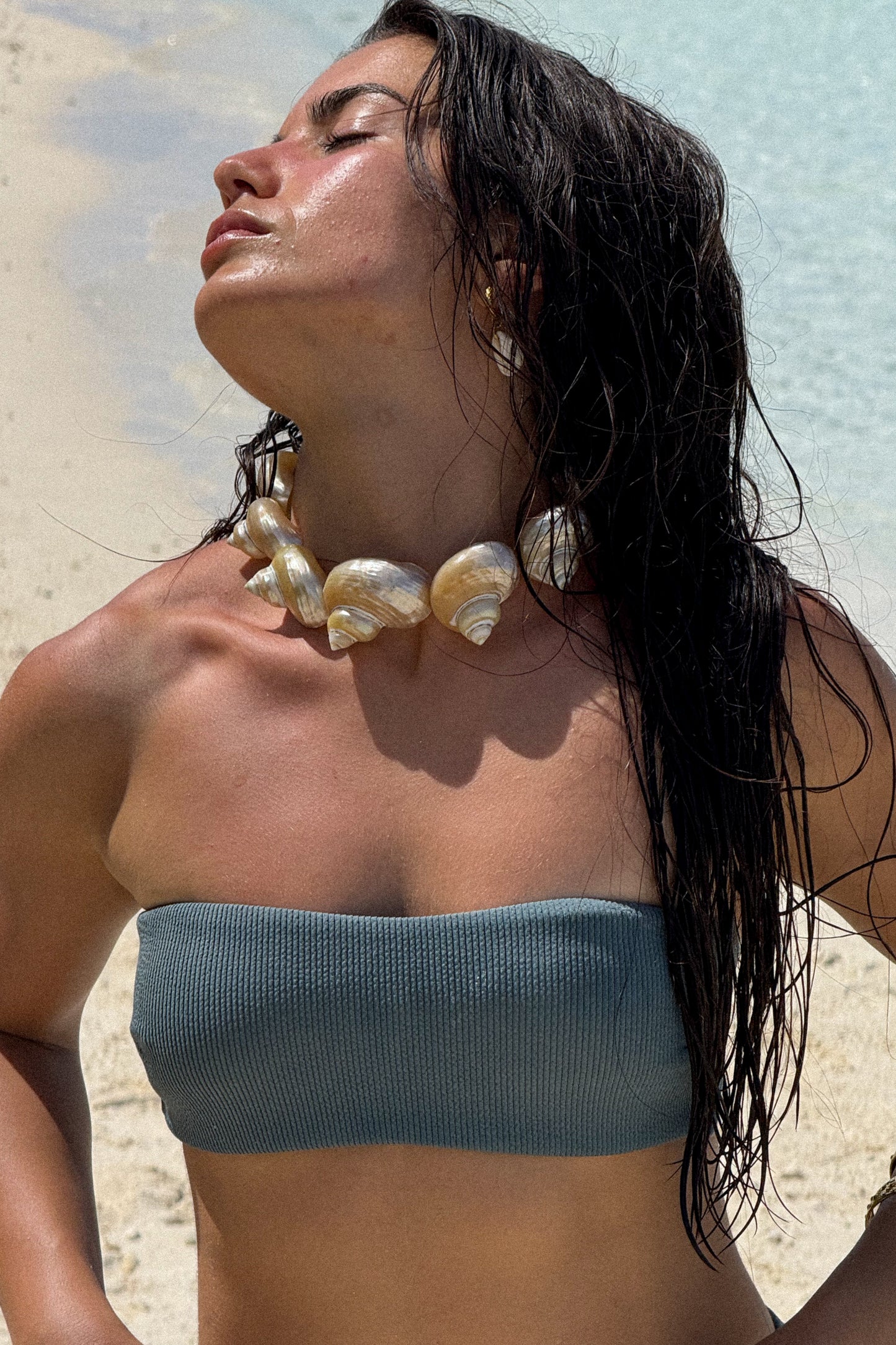 MANA Necklace 🐚