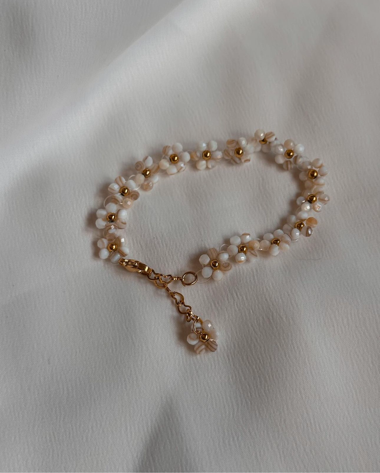 Flower bracelet