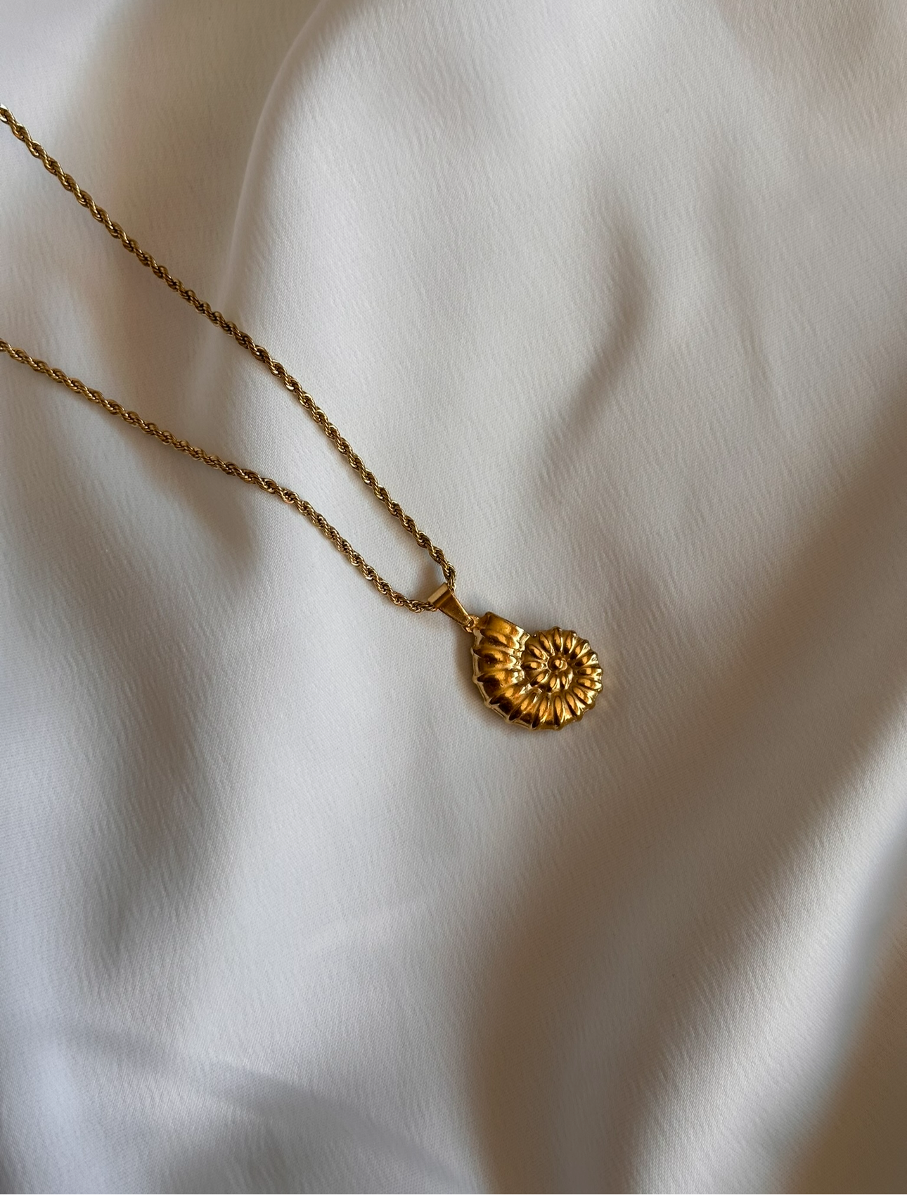 Stunning necklace