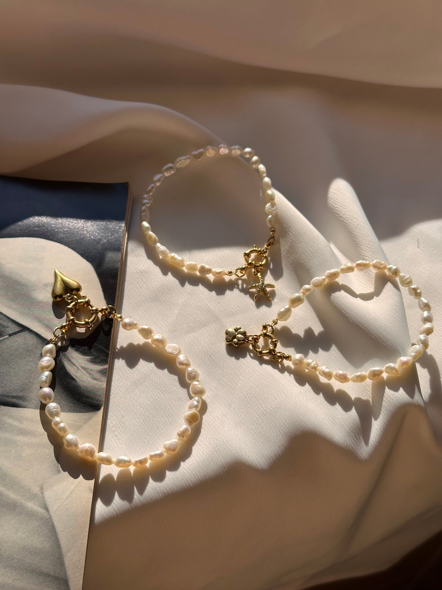 LEVINE Bracelets