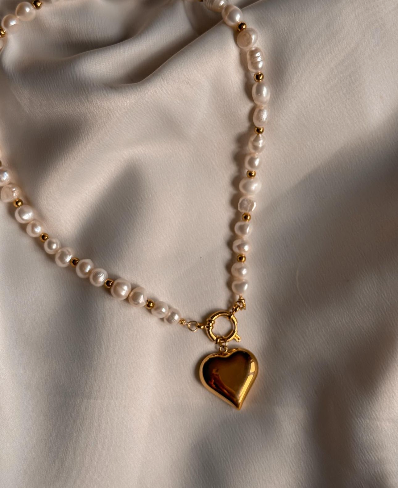 Pearls of love necklace