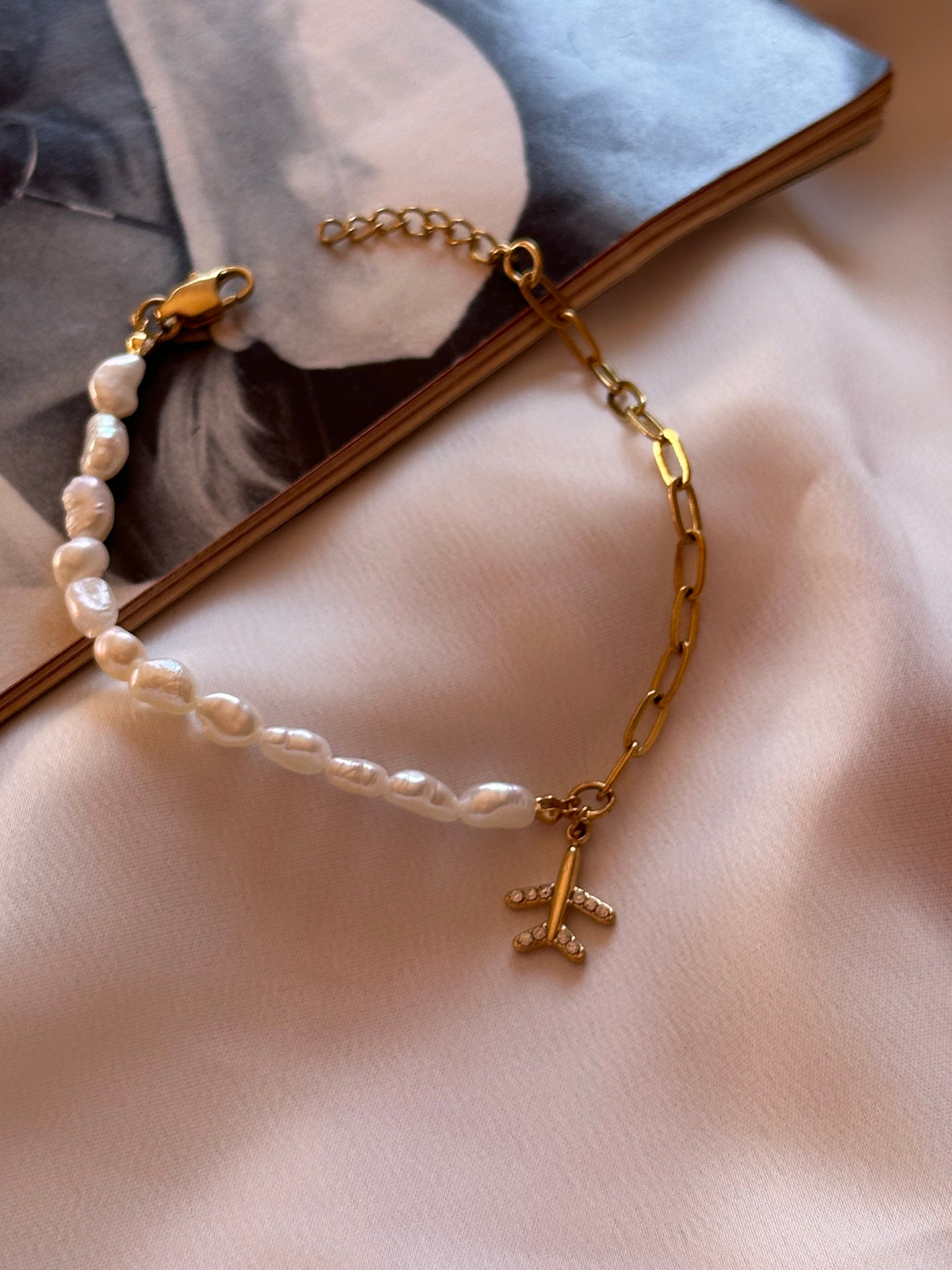 LEVINE Bracelets